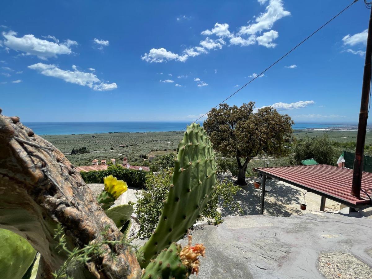 Villetta - Qui Dove Il Mare Luccica - Affitti Brevi Italia Monte SantʼAngelo Exteriör bild
