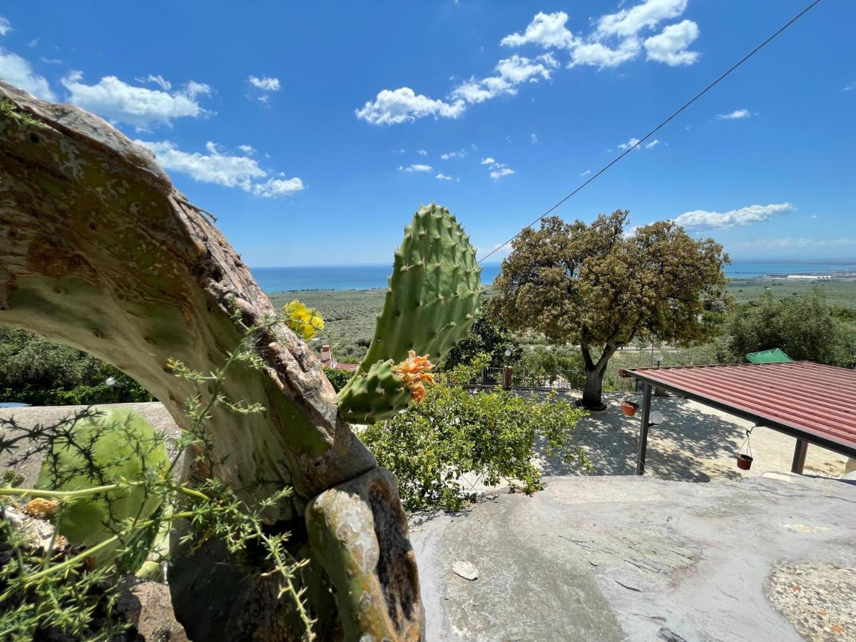 Villetta - Qui Dove Il Mare Luccica - Affitti Brevi Italia Monte SantʼAngelo Exteriör bild
